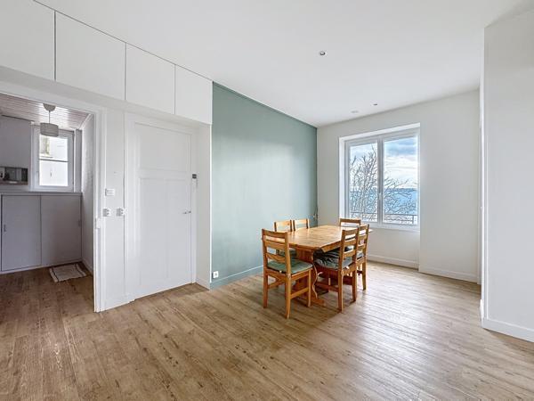 Saint-Maurice-de-Beynost (01700) T3 avec 2 balcons, entièrement rénové, et climatisé, situation au coeur de Saint-Maurice-de-Beynost