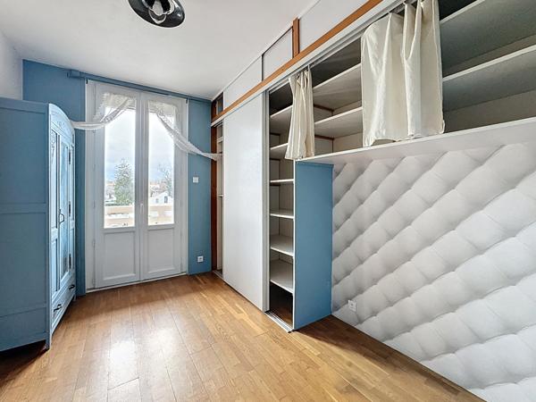 Saint-Maurice-de-Beynost (01700) T3 avec 2 balcons, entièrement rénové, et climatisé, situation au coeur de Saint-Maurice-de-Beynost