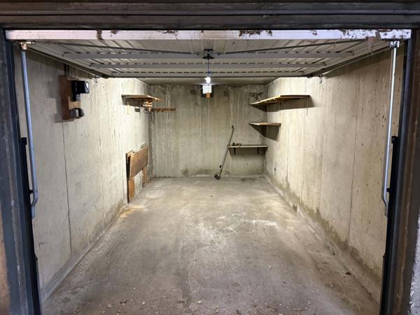 GARAGE SÉCURISÉ DE 14,84 M² AVEC LUMIÈRE ET PRISE ÉLECTRIQUE GRENOBLE – 7 RUE PAUL CLAUDEL –