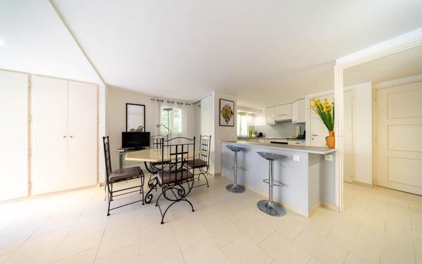 Maison à vendre    5 pièces • 121,73 m2 Cannes