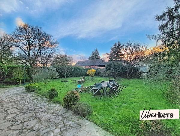 ⚡ OPPORTUNITÉ – Grande maison familiale 169 m² – 4 chambres – Jardin 2 101 m² – Dépendance – Proche Saumur