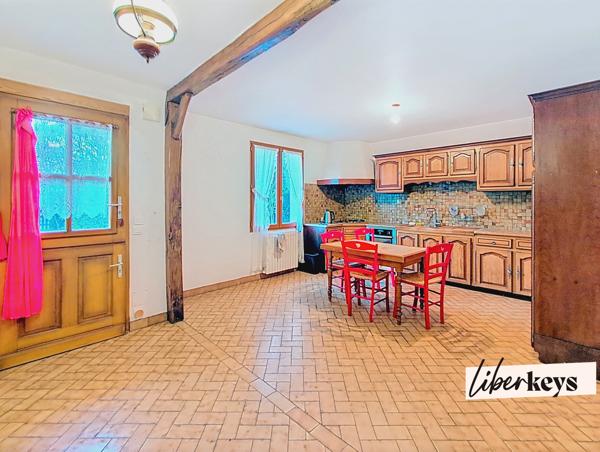 ⚡ OPPORTUNITÉ – Grande maison familiale 169 m² – 4 chambres – Jardin 2 101 m² – Dépendance – Proche Saumur