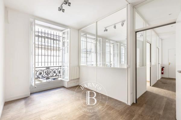 Paris 2ème, Bureau  99 m² à vendre