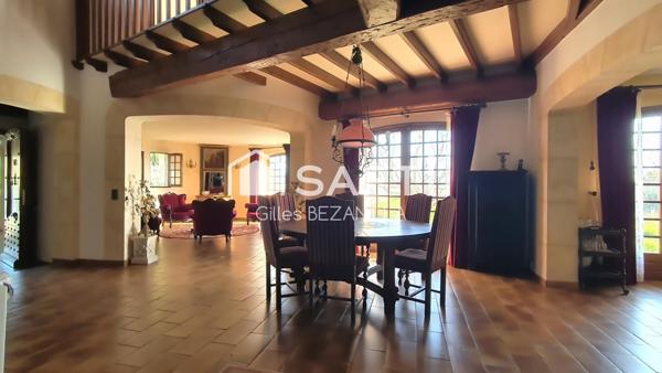 propriété 7p 225 m2 sur 5100 m2 piscine tennis