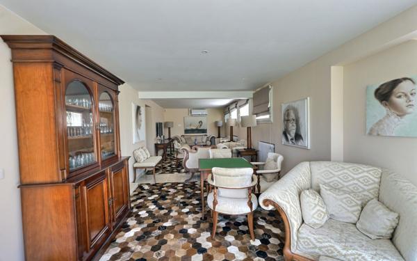 Maison à vendre    7 pièces • 322 m2 Mouans-Sartoux