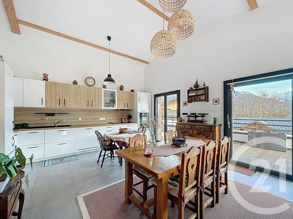 Appartement F4 à vendre  5 pièces - 104,68 m2 TANINGES - 74