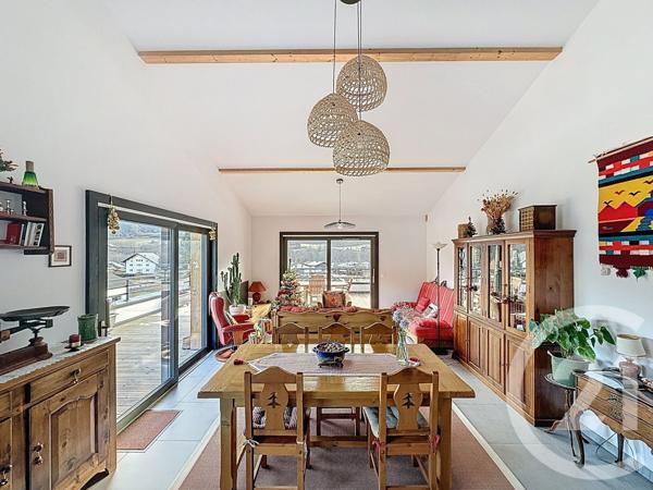 Appartement F4 à vendre  5 pièces - 104,68 m2 TANINGES - 74