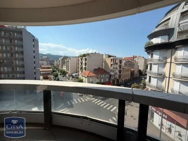 Appartement à louer 4 pièces 101.5m² Clermont-Ferrand (63000)