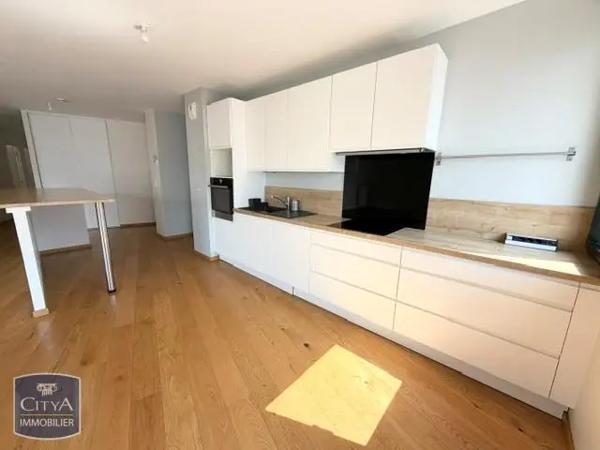 Appartement à louer 4 pièces 101.5m² Clermont-Ferrand (63000)