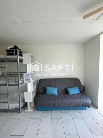 Studio avec place de parking à 5 minutes de la plage