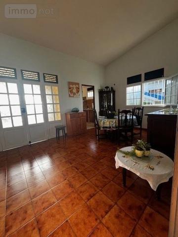 Maison à vendre à Fort-de-France en Martinique (97200), ref : 97204-362
