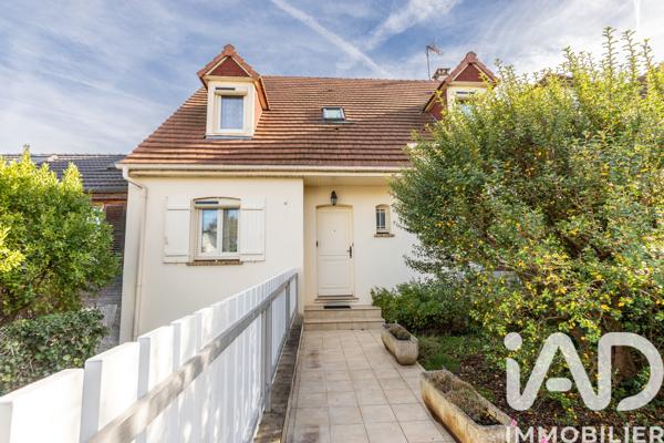 Maison à vendre 8 pièces 154 m² Orsay