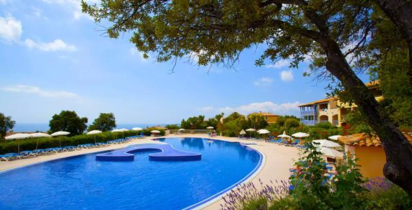Les Issambres, 2 chambres, residence securisee, piscine, ascenseur, vue mer
