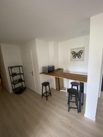 location chambre+salle de bain privative
