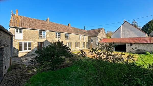 Étampes (91150) À VENDRE : Belle maison de 170 m² (possibilité 240m²) avec fort potentiel, grand garage et annexe