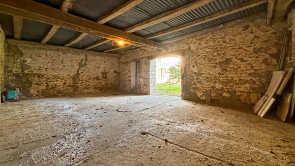 Étampes (91150) À VENDRE : Belle maison de 170 m² (possibilité 240m²) avec fort potentiel, grand garage et annexe