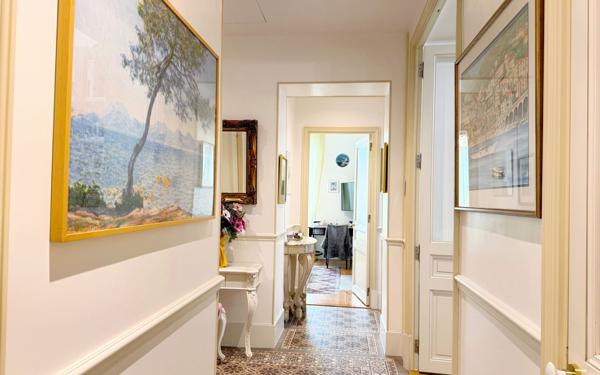 Appartement à vendre    3 pièces • 117,12 m2 Cannes