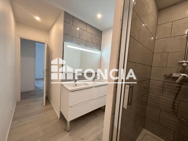 Location Appartement 4 pièces 68.86 m² - 34 RUE DE PAU Lourdes 65100