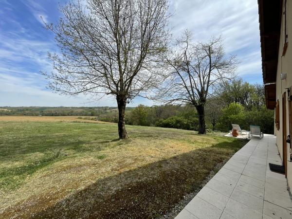 Gimont (32200) Charmante maison de 82m2 habitables, T3, garage, terrain + bois