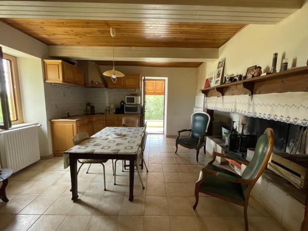 Gimont (32200) Charmante maison de 82m2 habitables, T3, garage, terrain + bois