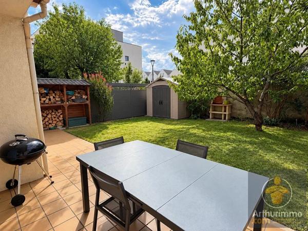 Vente                                                      Maison
                        
                     5 pièces                      107 m2                     à Courtry