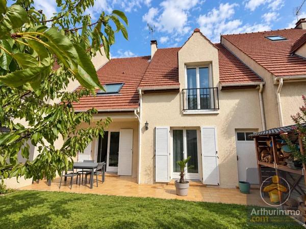 Vente                                                      Maison
                        
                     5 pièces                      107 m2                     à Courtry