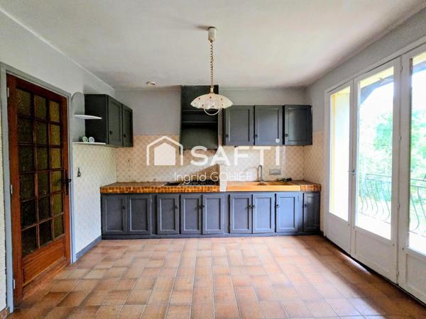 Grande maison familiale,terrain 4605 m², garage, atelier