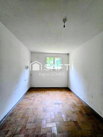 Grande maison familiale,terrain 4605 m², garage, atelier