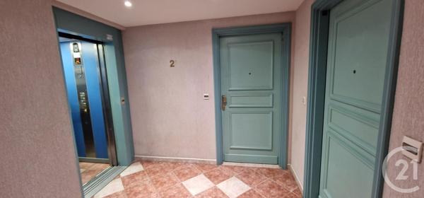 Appartement T3 à vendre  3 pièces - 70 m2 HYERES - 83