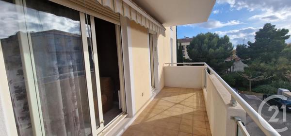 Appartement T3 à vendre  3 pièces - 70 m2 HYERES - 83
