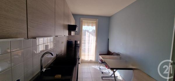 Appartement T3 à vendre  3 pièces - 70 m2 HYERES - 83