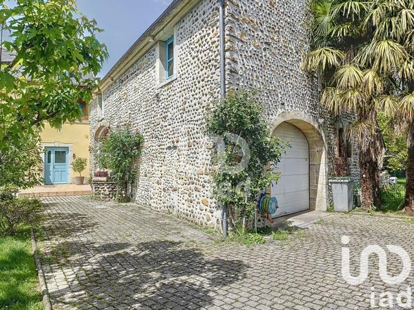 Maison à vendre 6 pièces 205 m² Angaïs