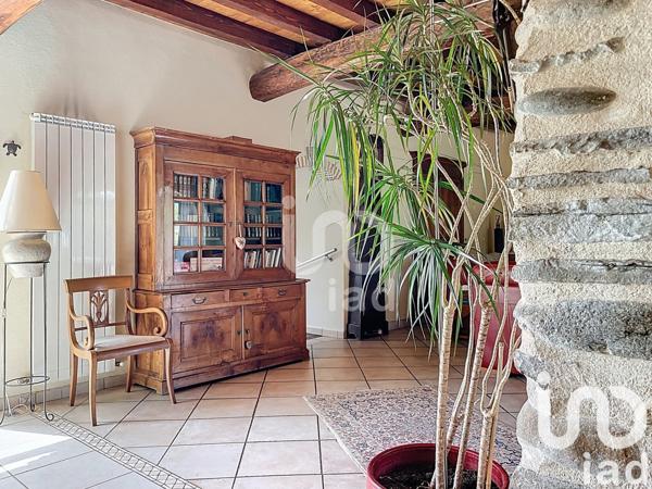 Maison à vendre 6 pièces 205 m² Angaïs