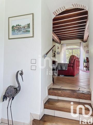 Maison à vendre 6 pièces 205 m² Angaïs