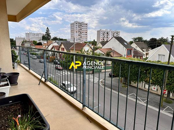 Sartrouville - La Vaudoire Centre-Ville - Appartement 5 pièces 3 chambres de 110.53 m² €420 000 ** - Référence 9459