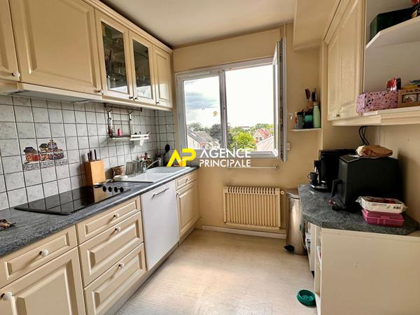 Sartrouville - La Vaudoire Centre-Ville - Appartement 5 pièces 3 chambres de 110.53 m² €420 000 ** - Référence 9459