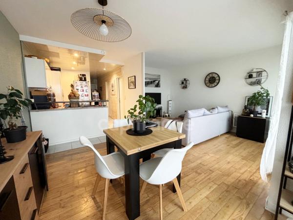 Appartement T2, 3 pièces de 51,63m² avec vue mer exceptionnelle - Plage du RIS, DOUARNENEZ (29)