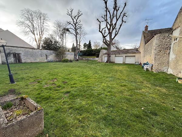 Appartement 3 pièces - 2 chambres + terrasse