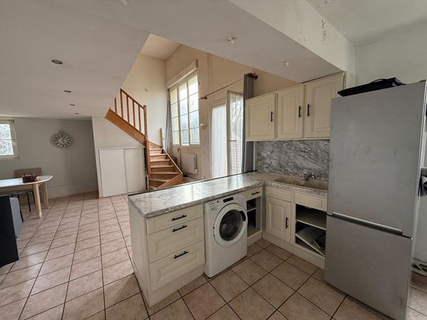 Appartement 3 pièces - 2 chambres + terrasse