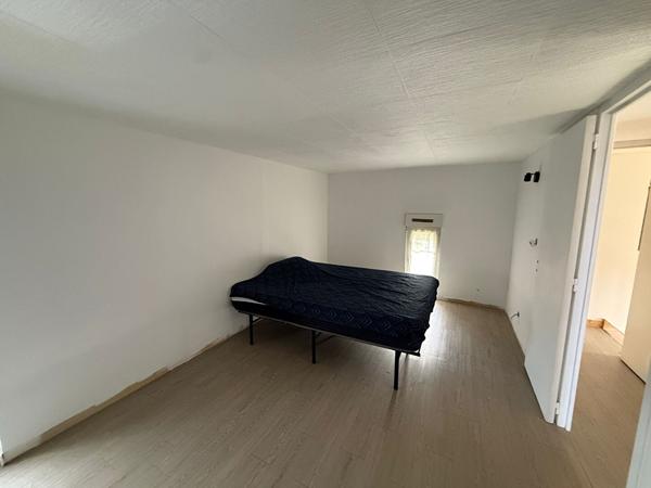 Appartement 3 pièces - 2 chambres + terrasse