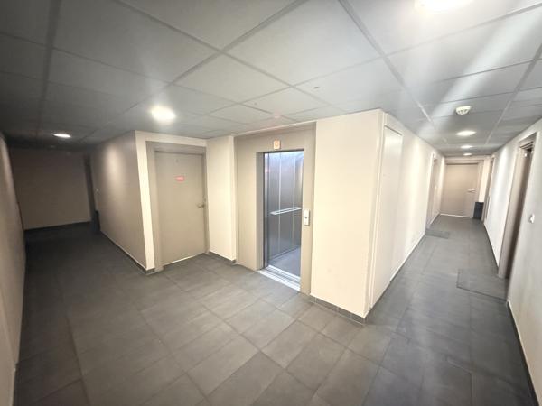 Montpellier (34000) Montpellier(34), Appartement T2 de 42 m2 avec Terrasse 7 m2 plein sud vue dégagée