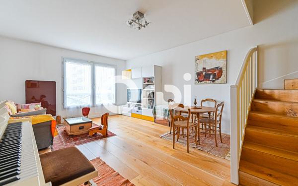 Appartement à vendre    4 pièces • 98 m2 Paris 20