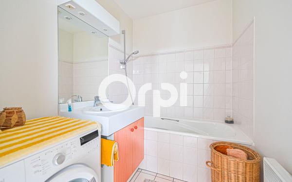 Appartement à vendre    4 pièces • 98 m2 Paris 20