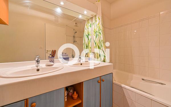 Appartement à vendre    4 pièces • 98 m2 Paris 20