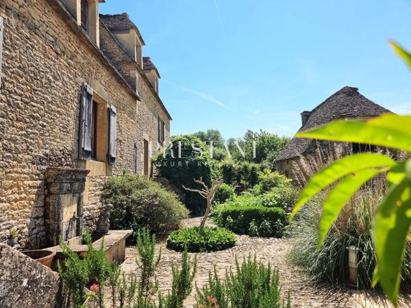 Propriété authentique en Périgord Noir entre Sarlat et Montignac, 480 m2 et 3ha80., SARLAT LA CANEDA