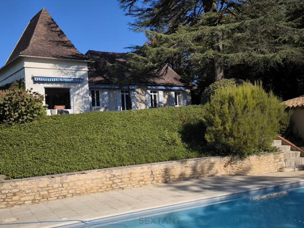 BERGERAC. MAISON DE CHARME AVEC VUE PANORAMIQUE