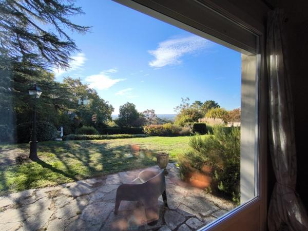 BERGERAC. MAISON DE CHARME AVEC VUE PANORAMIQUE
