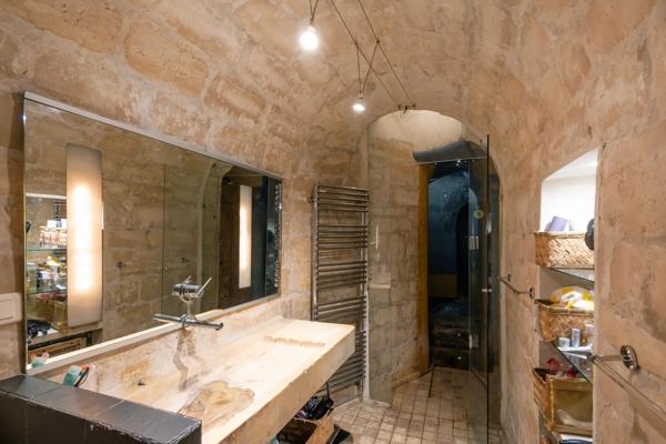 Appartement Paris 18 e - ABBESSES / RAVIGNAN
