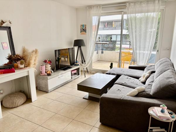 EXCLUSIVITE - LA CIOTAT - APPARTEMENT T2 TERRASSE GARAGE