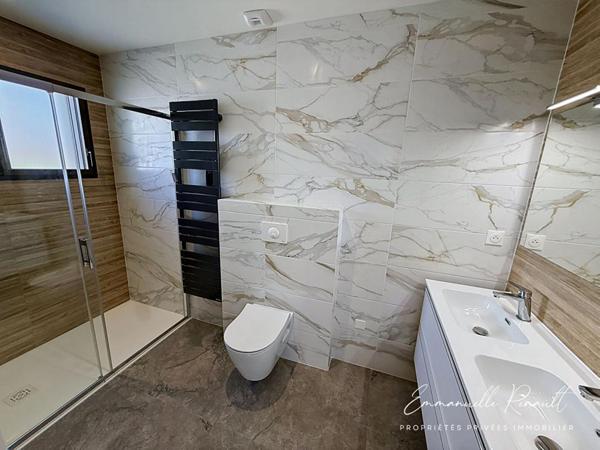Maison contemporaine 2026 · Belle vie de plain pied · Terrain 740 m² · À pied de la gare · AURAY